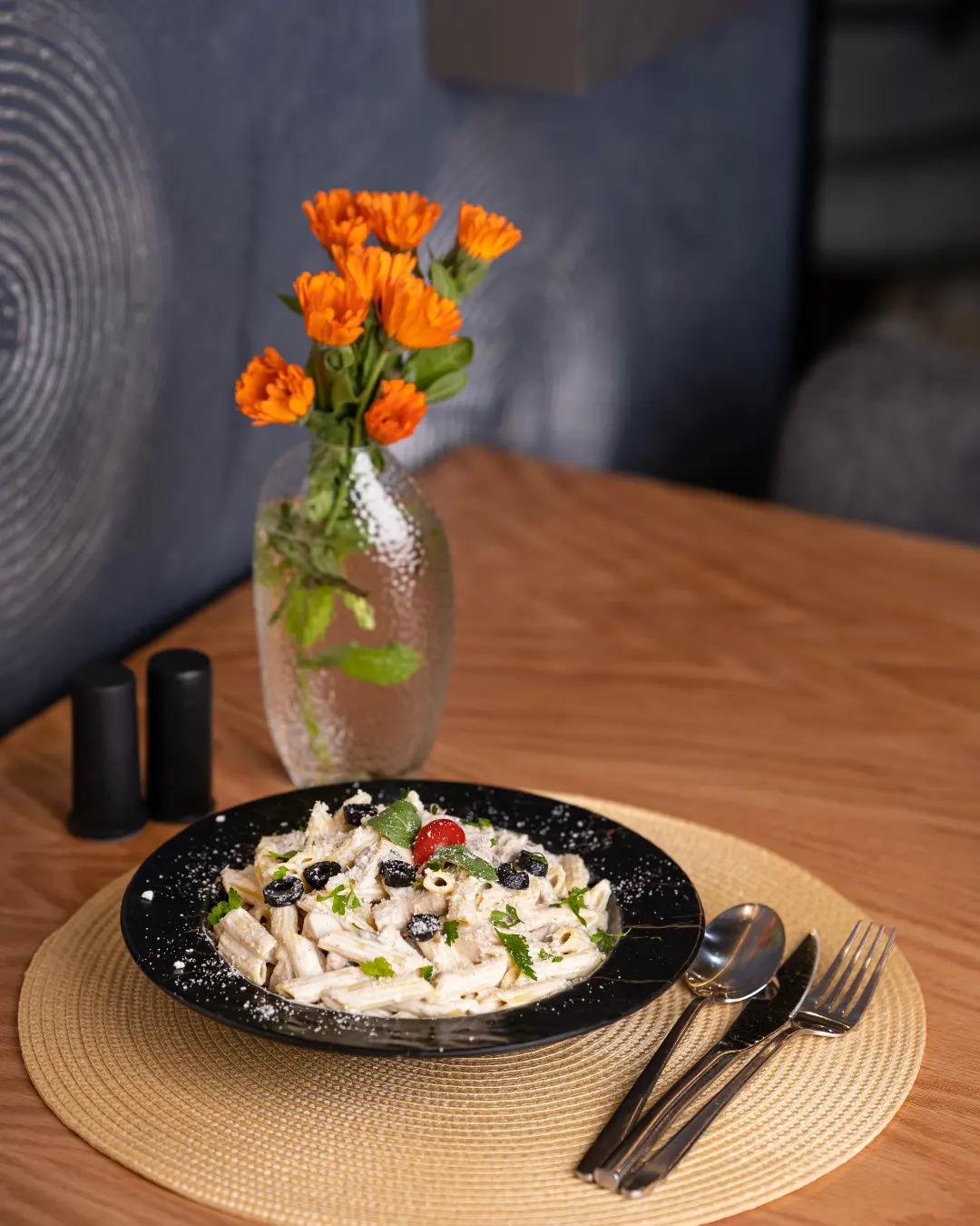 عکس فست فود اُویچ