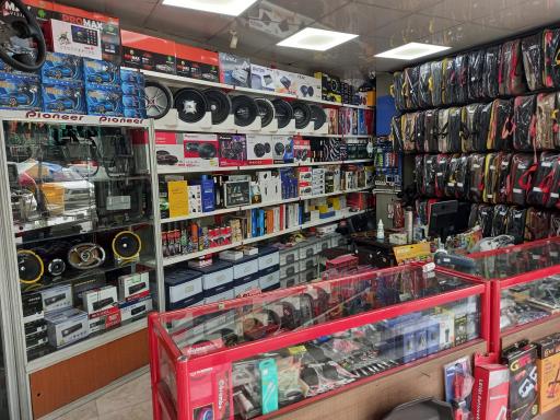 عکس لوکس خودرو ماهان