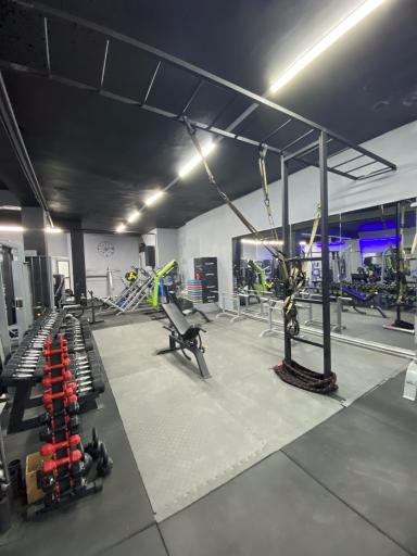 عکس باشگاه تناسب اندام کارما