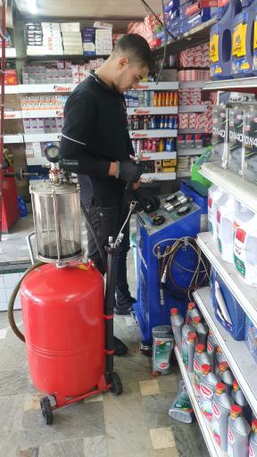 عکس اتو سرویس و تعویض روغن کمالی