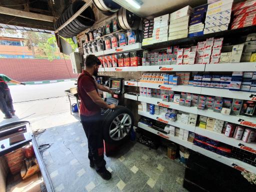 عکس اتو سرویس و تعویض روغن کمالی