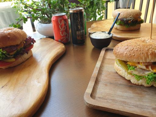 عکس کافه فست فود استاربام