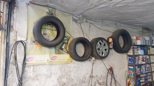 عکس تعویض روغن و آپاراتی علی