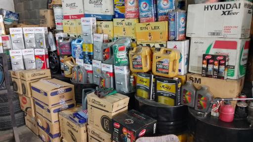 عکس تعویض روغن و آپاراتی علی