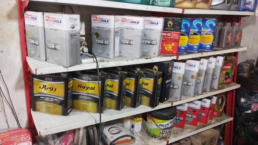 عکس تعویض روغن و آپاراتی علی