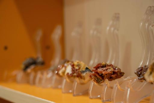 عکس موزه علوم زمین (سنگ) و آموزشگاه یاقوت کویر