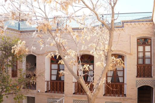 عکس هتل قیصریه