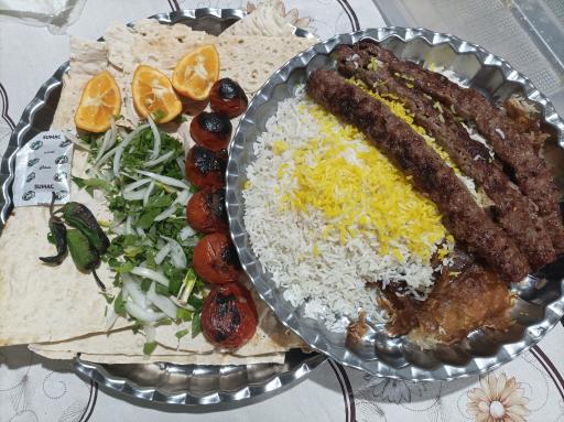 عکس باغ رستوران نفس