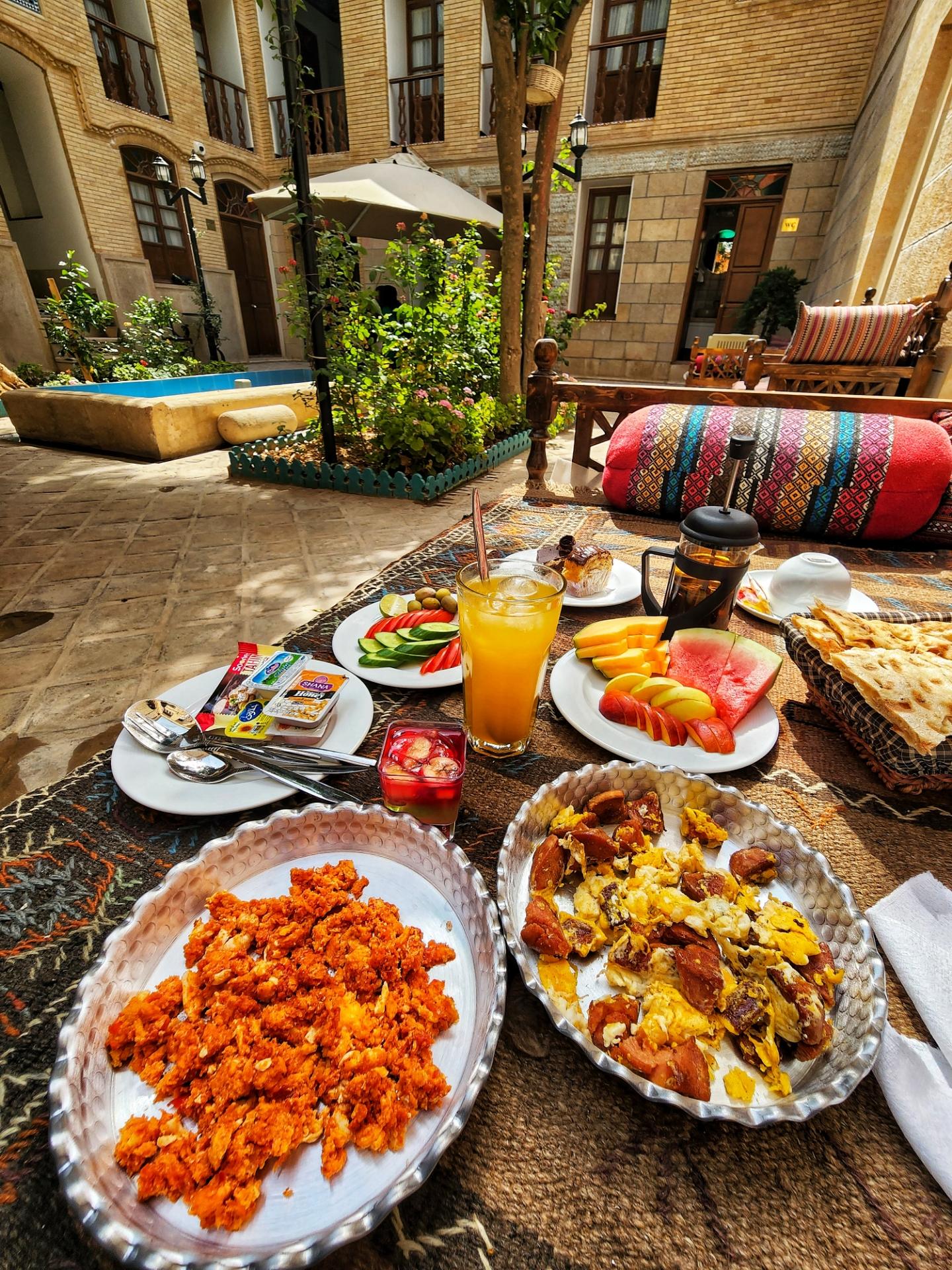 عکس هتل قیصریه