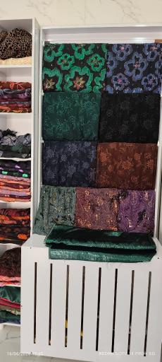 عکس پارچه سرای ناز بانو