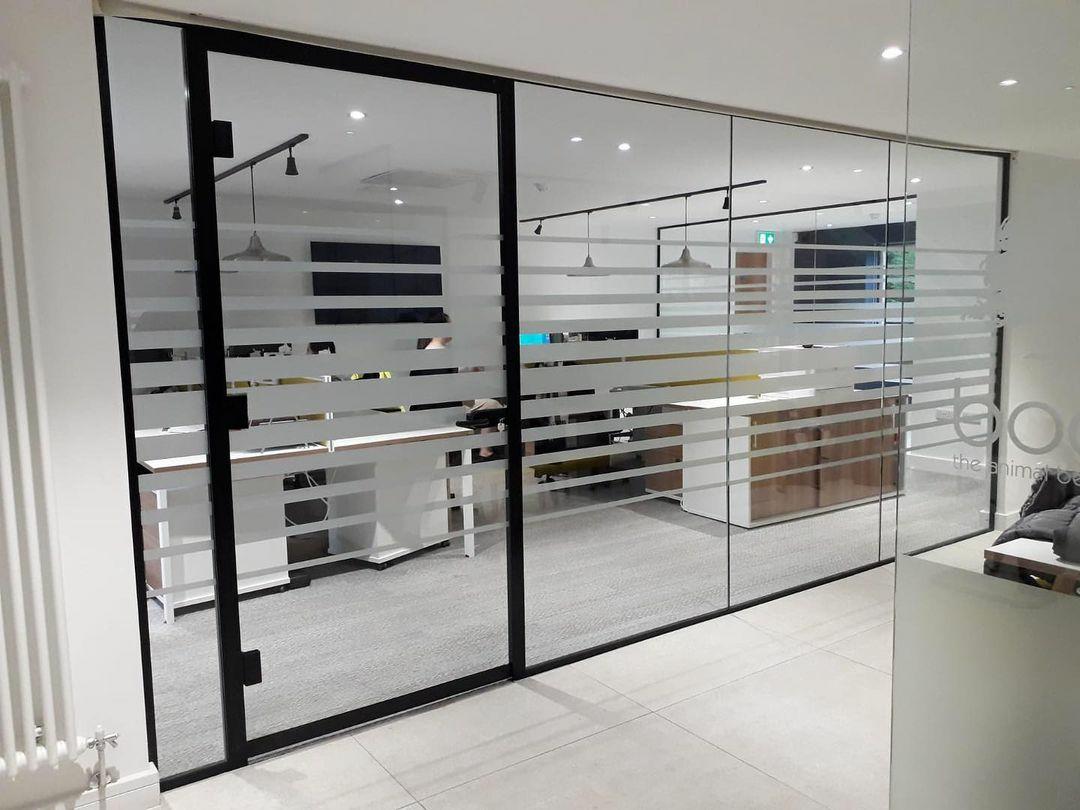 عکس شرکت صنایع شیشه تترافرم شعبه اوقاف