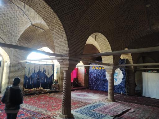 عکس مسجد تاریخی خانم