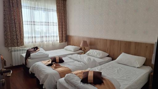 عکس هتل الغدیر قم