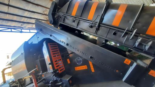 نمایشگاه ماشین آلات کشاورزی مردانی