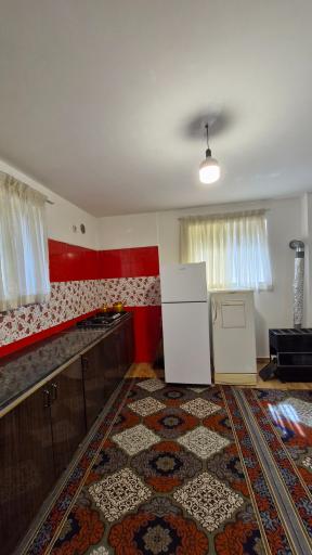 عکس اقامتگاه کلبه دو خواب جنگلی باغ صفارود