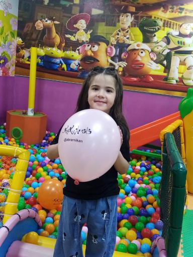 عکس خانه بازی ابرار نیکان