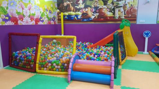 عکس خانه بازی ابرار نیکان