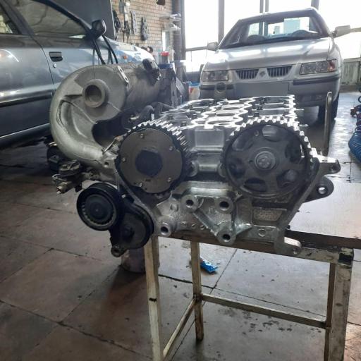 عکس تعمیرگاه تخصصی خودرویی تک