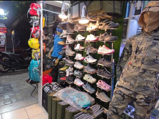 عکس فروشگاه کوهنوردی و طبیعت گردی فرزاد اصفهان