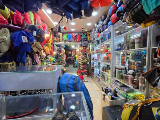 عکس فروشگاه کوهنوردی و طبیعت گردی فرزاد اصفهان