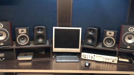 عکس آموزشگاه و استودیو موسیقی هنر زنجان