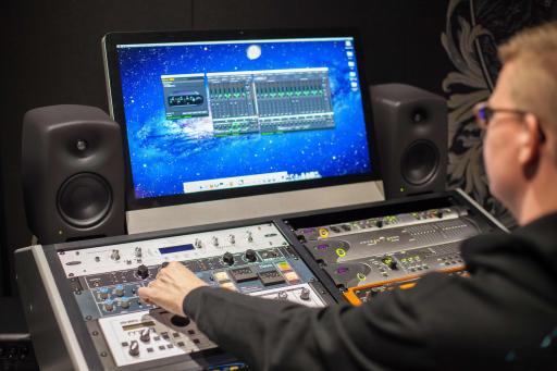 عکس آموزشگاه و استودیو موسیقی هنر زنجان