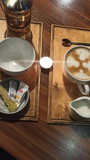 عکس کافه رستوران دفینه