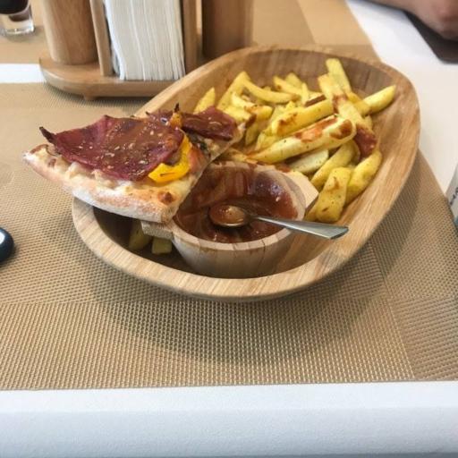 عکس کافه رستوران دفینه