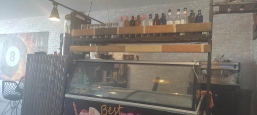 عکس کافی شاپ بلوط