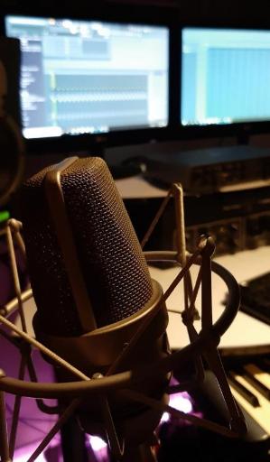 عکس آموزشگاه و استودیو موسیقی هنر زنجان