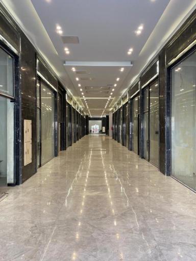 عکس دفتر فروش مجتمع طلا و جواهر رونیکا مال