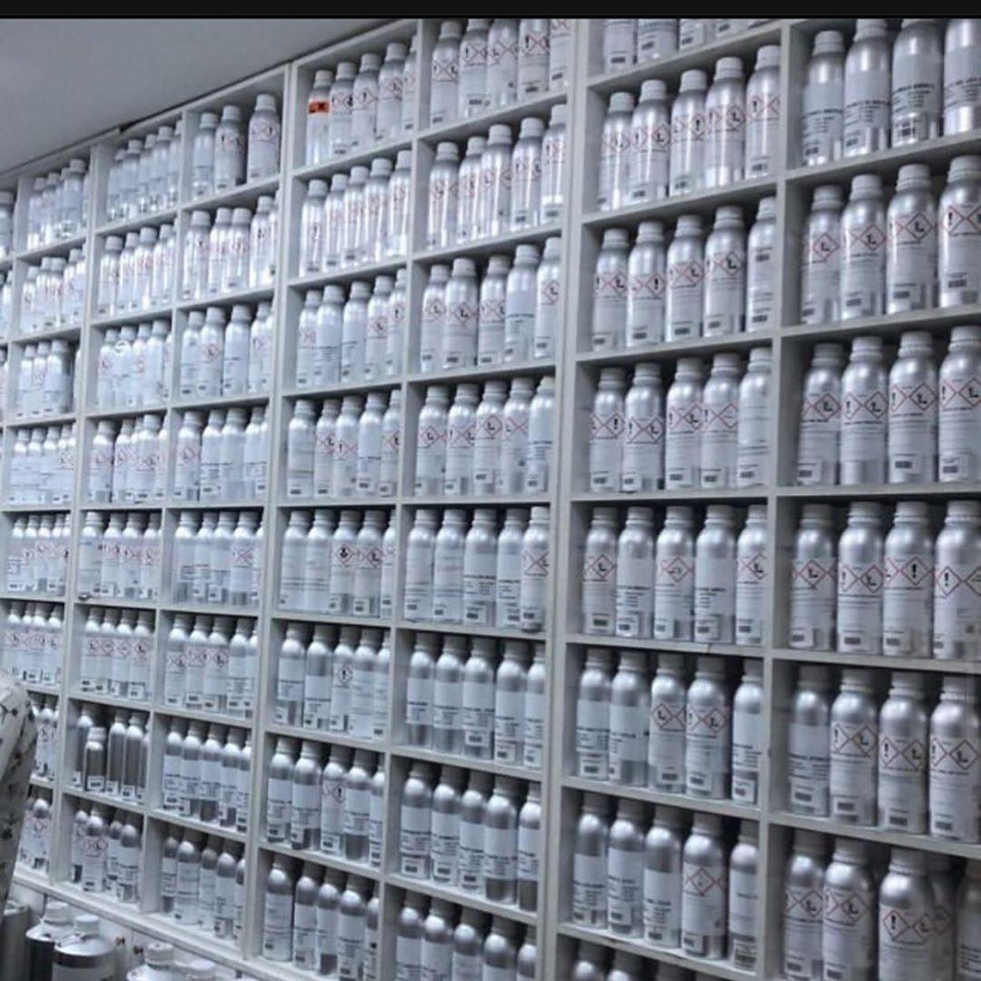 عکس عطر شیوا