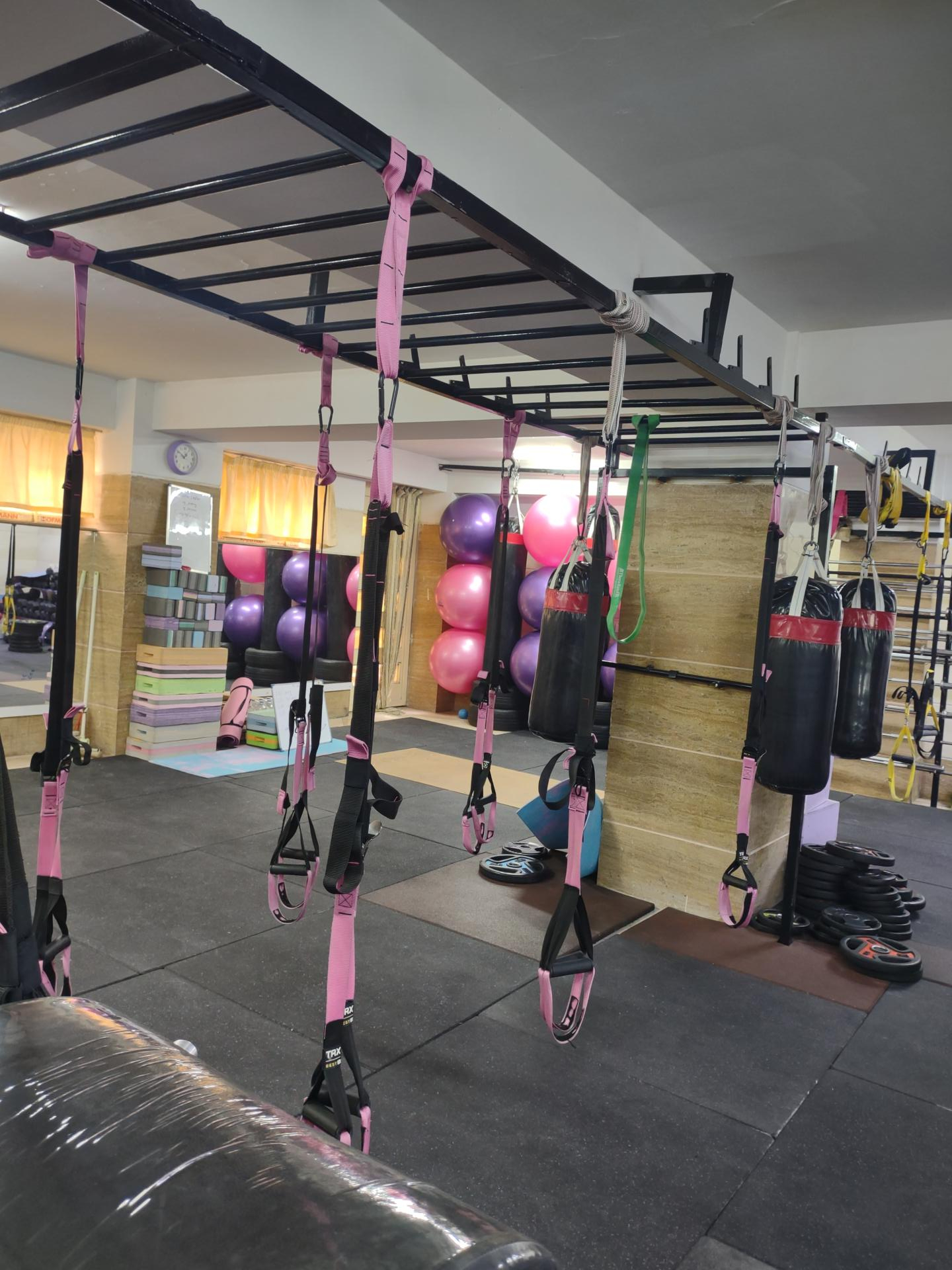 عکس باشگاه ورزشی معرفت