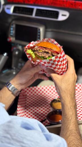 عکس رَد برگر