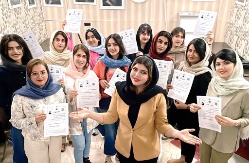 عکس آموزشگاه نقاشی خاطره دوامی