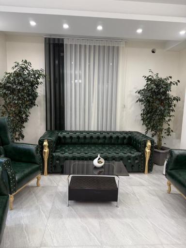 عکس کلینیک پوست و لیزر الیزا