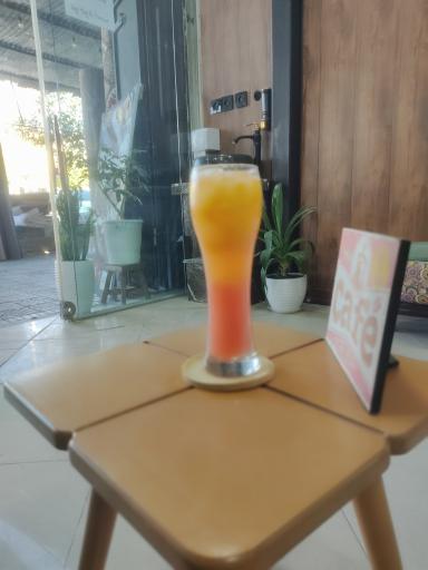 عکس کافه رست