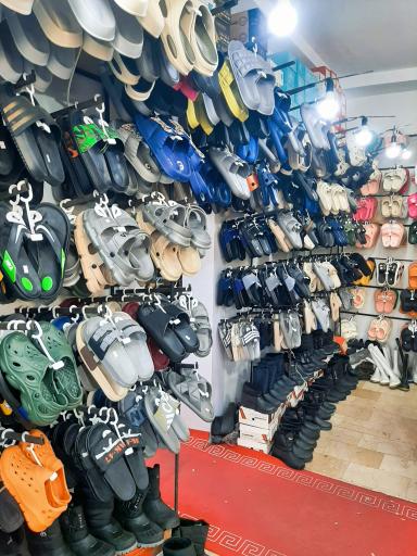 عکس شهر دمپایی و صندل 