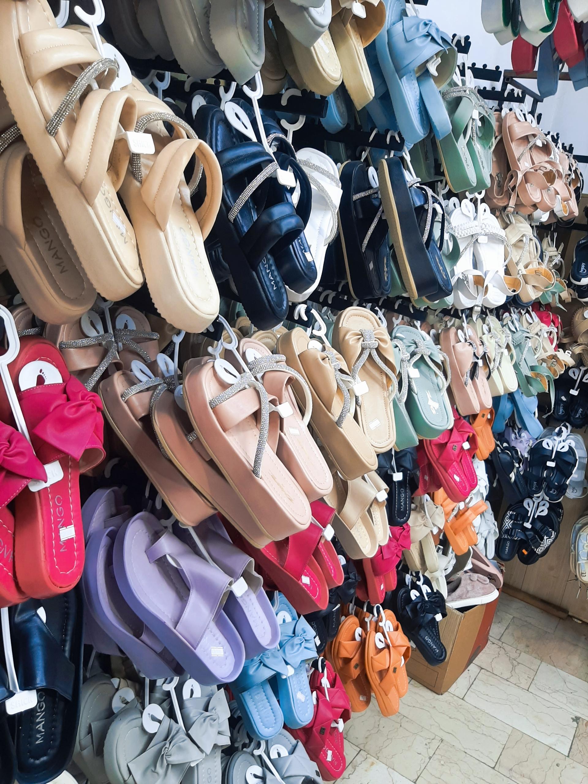 عکس شهر دمپایی و صندل 