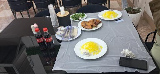 عکس باغ رستوران عطر یاس