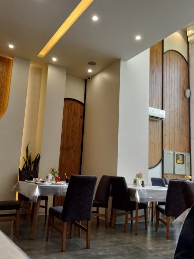 عکس اکبر جوجه شعبه کاوه 