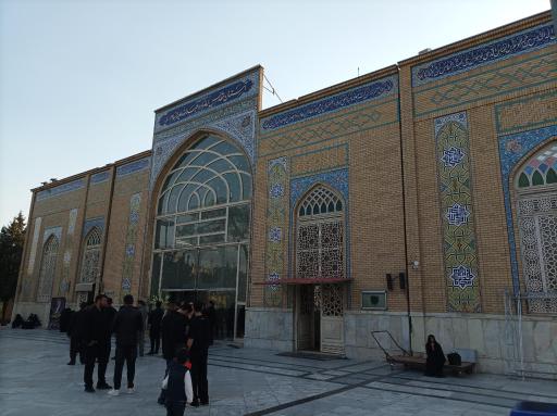 عکس درب ورودی حرم مطهر امامزاده ابو عبدالله علیه السلام