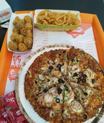 عکس پیتزا فروتن شعبه صفاییه