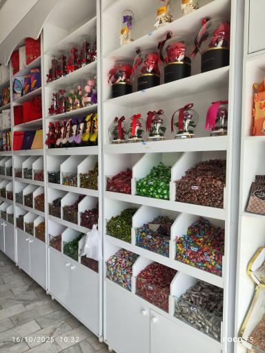 عکس شیرینی سرای شادباش