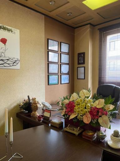 عکس کلینیک روانشناسی و روانپزشکی روشا