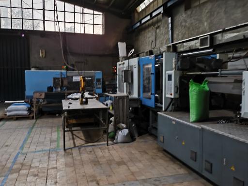 عکس کارخانه صنعتی مهر تابش 