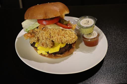 عکس برگر جنگلی