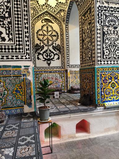 عکس رستوران سنتی خان