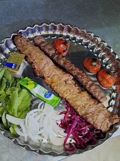 عکس رستوران سنتی خان