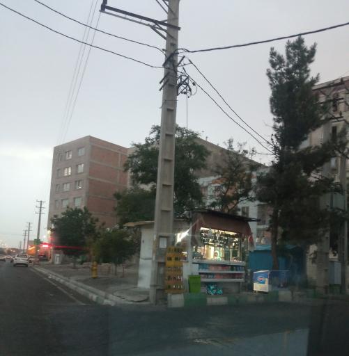 عکس دکه تنقلات 